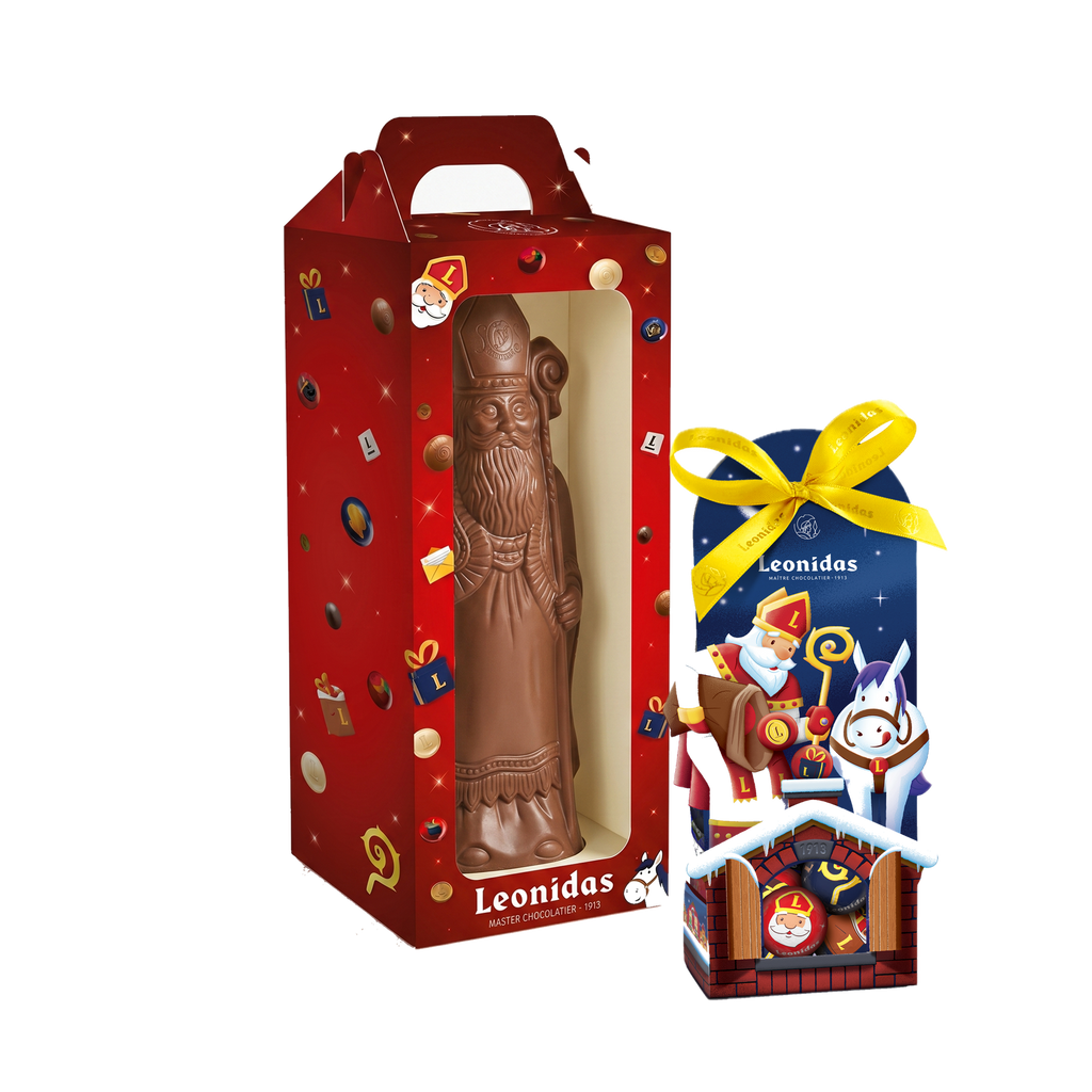 Sinterklaaspakket L met Sinterklaasfiguur in melkchocolade, driekwartaanzicht, transparante vierkante productafbeelding